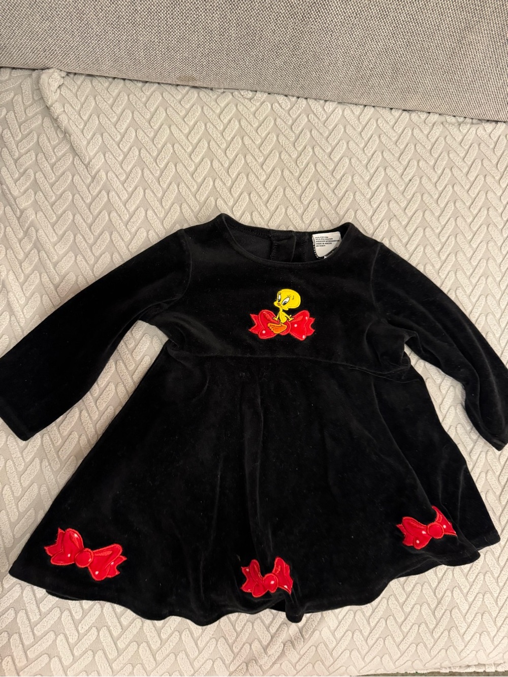 Warner Brothers Studio Store vintage Tweety Bird black Dress with Red Bows